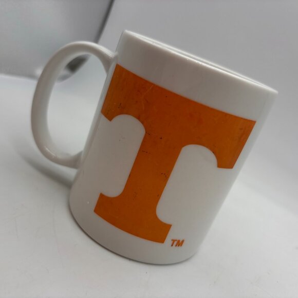 University of Tennessee Volunteers Orange T Logo Ceramic Coffee Mug - Picture 5 of 13